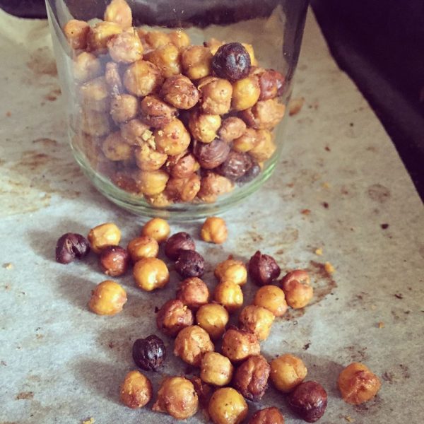Low calorie and crunchy roasted chickpea bites Low calorie and crunchy roasted chickpea bites