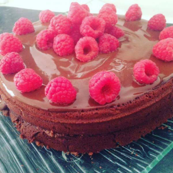 Guilt and Gluten Free Chocolate Cake Recipe Guilt and Gluten Free Chocolate Cake Recipe