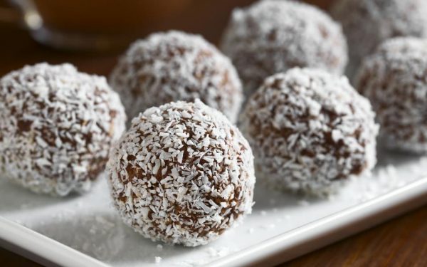 2 Ingredient Coconut Date Balls 2 Ingredient Coconut Date Balls