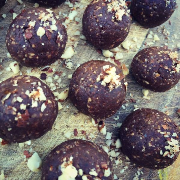 Healthy “Nutella” bliss balls Healthy "Nutella" bliss balls