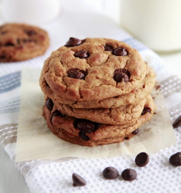 Chocolate chip chickpea protein cookies Chocolate chip chickpea protein cookies