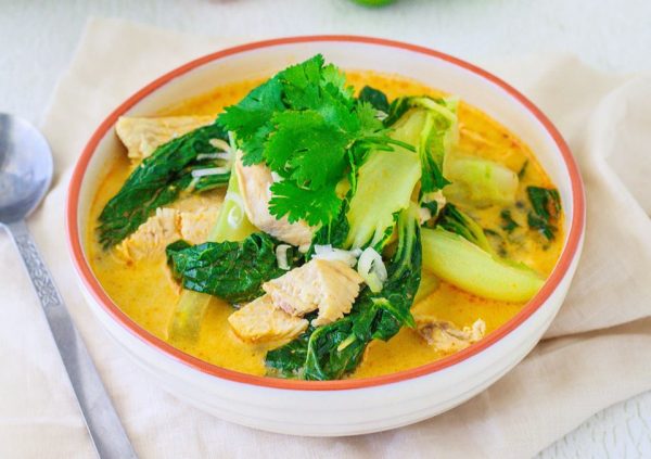 Healthy chicken laksa using under 5 ingredients Healthy chicken laksa using under 5 ingredients
