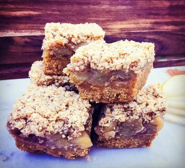 apple crumble slice apple crumble slice