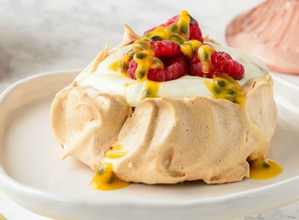 Individual-Christmas-Pavlova Individual-Christmas-Pavlova