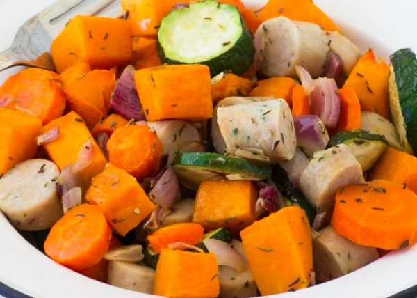 Throw It In The Oven Dinner – Sausage and Veggie Tray Bake Throw It In The Oven Dinner - Sausage and Veggie Tray Bake