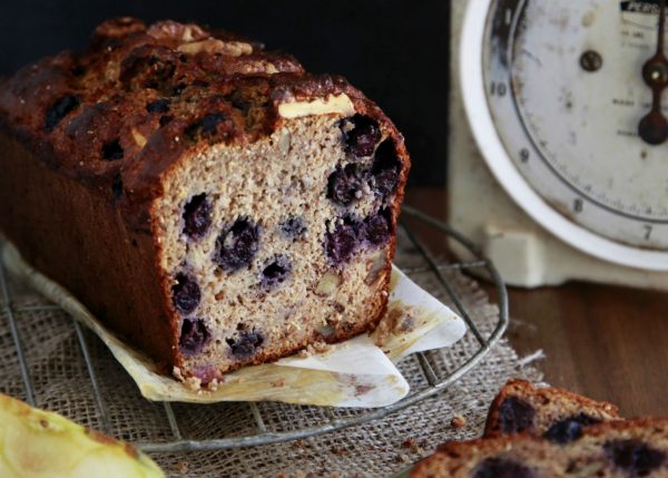 Make ahead and freeze apple and blueberry loaf Make ahead and freeze apple and blueberry loaf