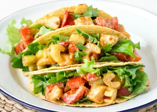 15 minute HEALTHY chicken satay tacos 15 minute HEALTHY chicken satay tacos