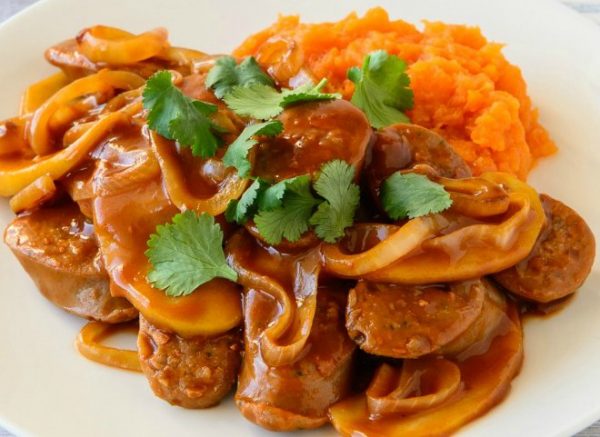 Budget-friendly devilled sausages with sweet potato mash Budget-friendly devilled sausages with sweet potato mash