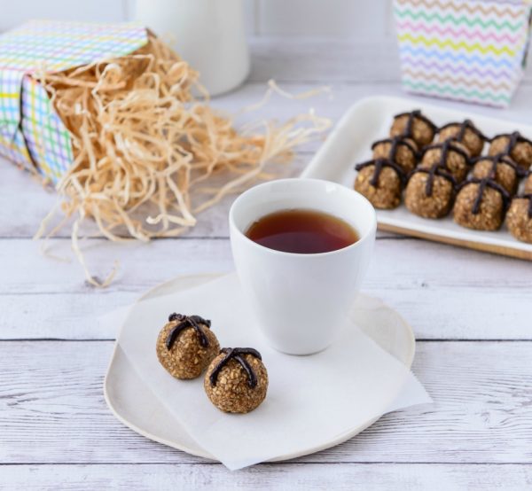 Hot Cross Bliss Balls Hot Cross Bliss Balls