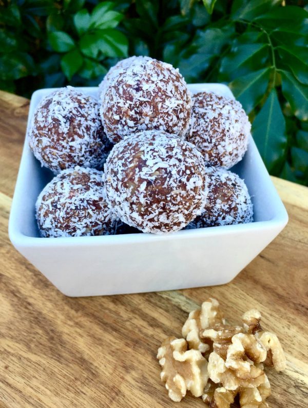 Coconut brownie balls just 147 calories Coconut brownie balls just 147 calories