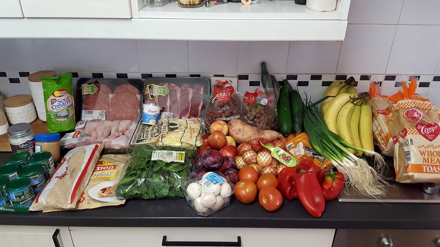 Mum Saves On Groceries