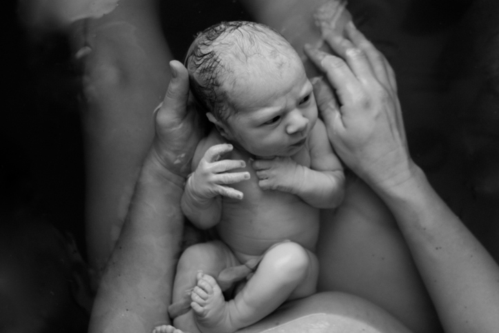 delay first birth