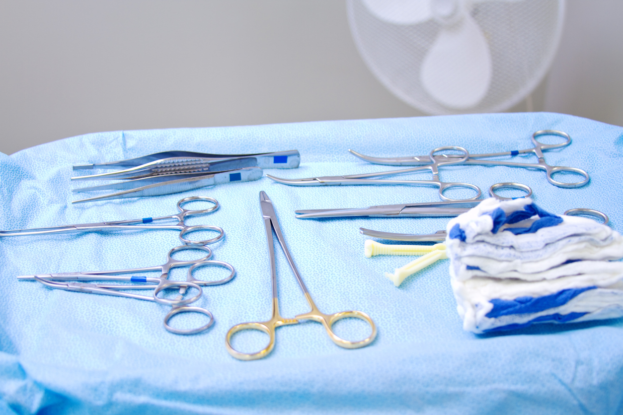 Instruments required for delivery of a baby