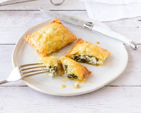 5 ingredient spinach and feta puffs 5 ingredient spinach and feta puffs