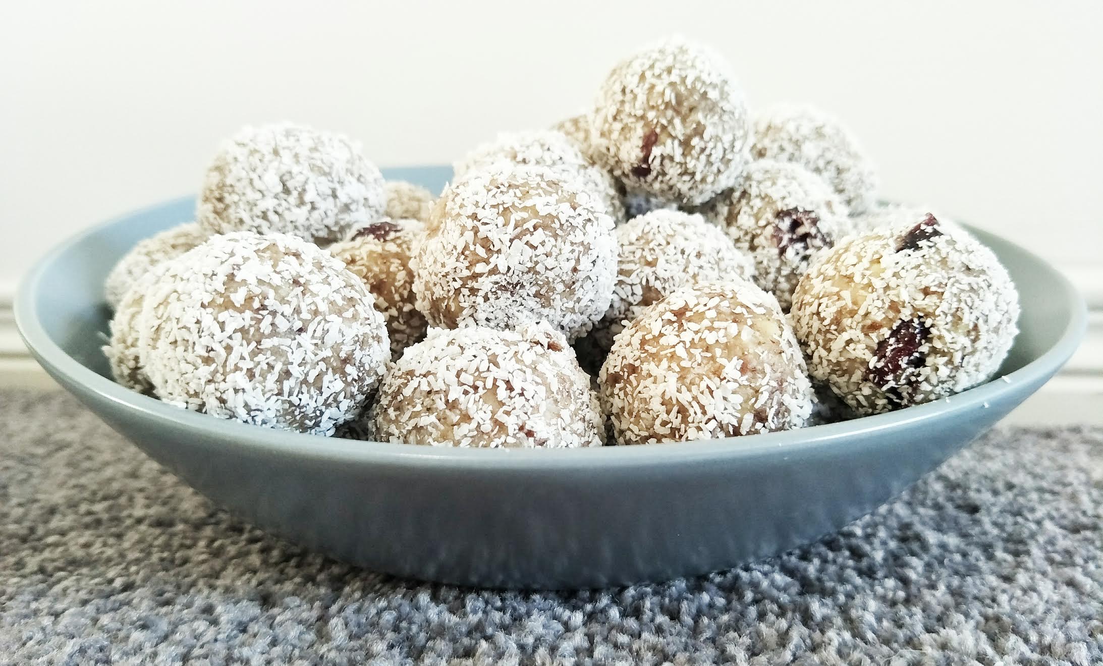 lemon and coconut balls