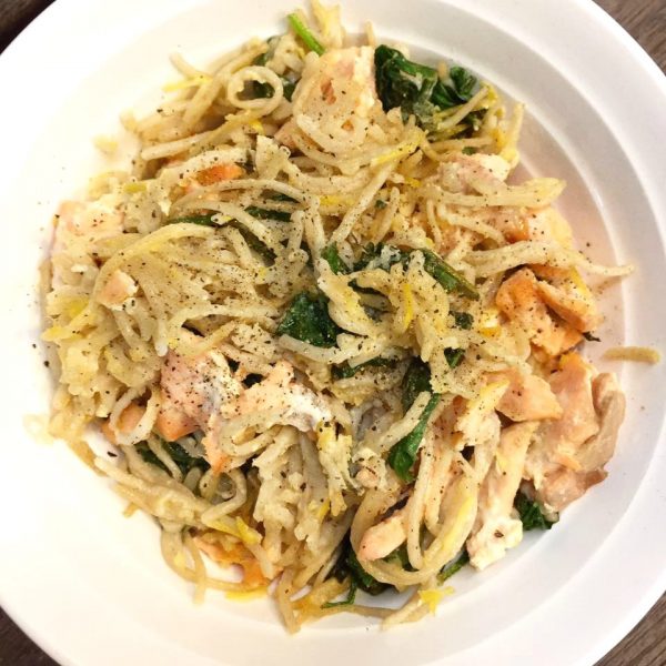 5 Ingredient Soba Noodles with Salmon 5 fat fighting dinner recipes
