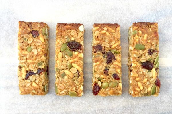 Cranberry, Coconut and Puffed Rice Muesli Bars Cranberry, Coconut and Puffed Rice Muesli Bars