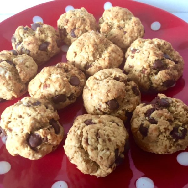 Salted sticky date and dark chocolate chip cookies Salted sticky date and dark chocolate chip cookies