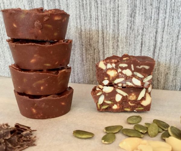 Chocolate seed and nut bites Chocolate seed and nut bites