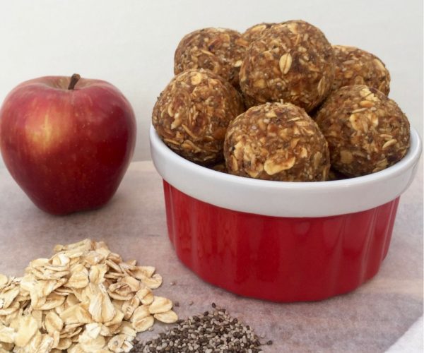 Apple & Oat Bliss Balls Apple & Oat Bliss Balls