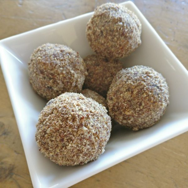 Fig, maple and cacao bliss balls-2 Fig, maple and cacao bliss balls-2