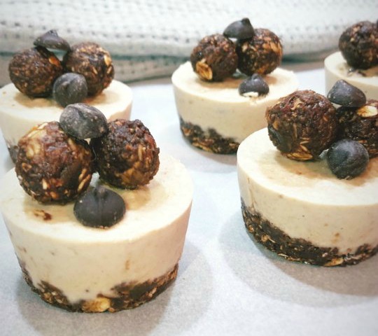 mini cheesecakes