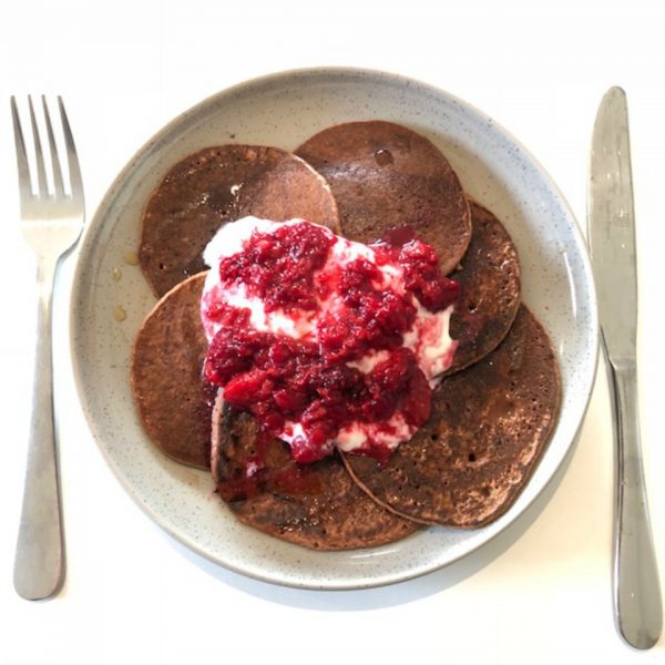 Sascha 5 minute banana choc pancakes Sascha 5 minute banana choc pancakes