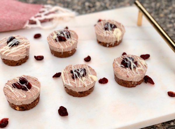 Cranberry & White Chocolate Cheesecakes Cranberry & White Chocolate Cheesecakes