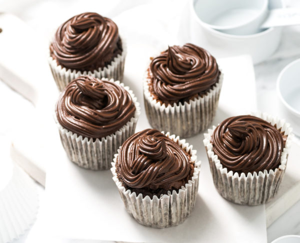 5 Ingredient Chocolate and Quinoa Cupcakes 5 Ingredient Chocolate and Quinoa Cupcakes