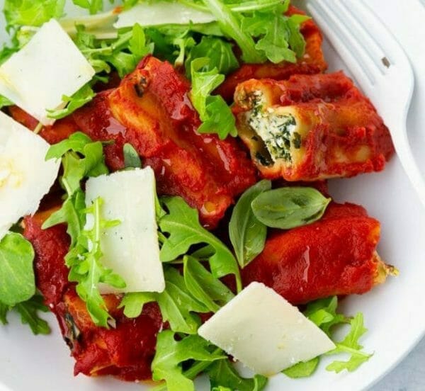 Slow_cooked_spinach_ricotta_canalloni-868×900