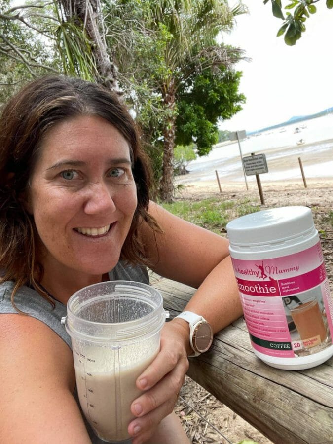How this mum is sticking to her weight loss goals while touring around Australia