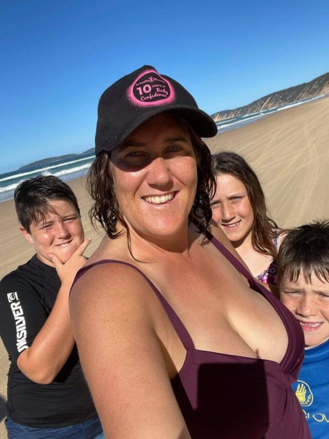 How this mum is sticking to her weight loss goals while touring around Australia