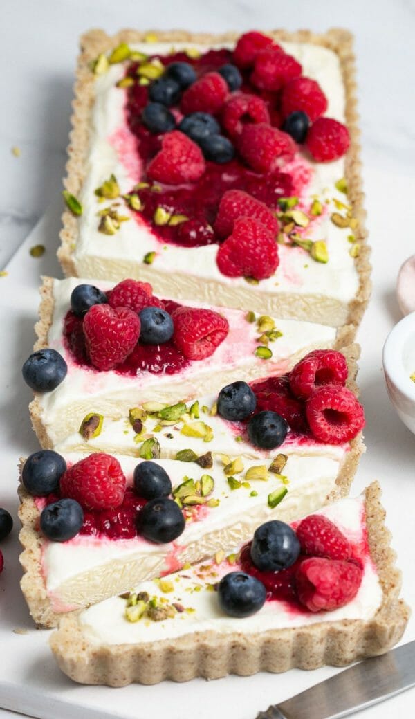vanilla_berry_tart