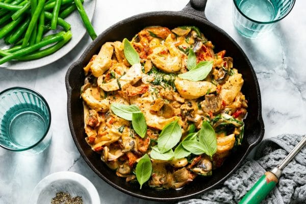 one_pan_creamy_sundried_Tomato_chicken
