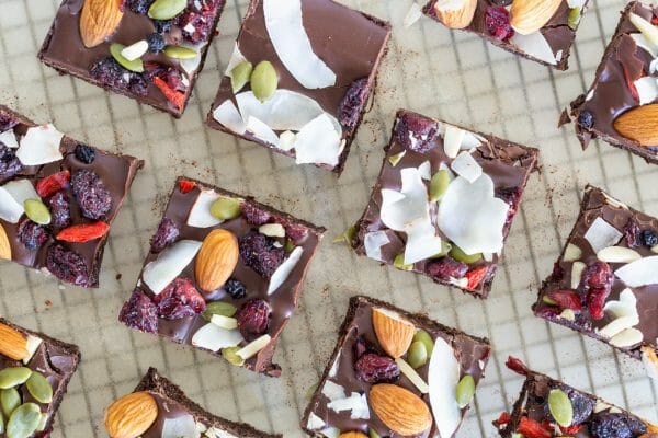 Fruit_and_Nut_WeetbixSlice_WEB-3